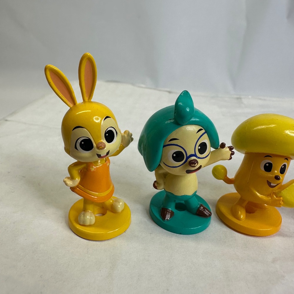 Pinkfong Hogi Wonderstar Mini Figure Set 6 Piece PVC Cake Toppers 2.5 Inch - Picture 2 of 10
